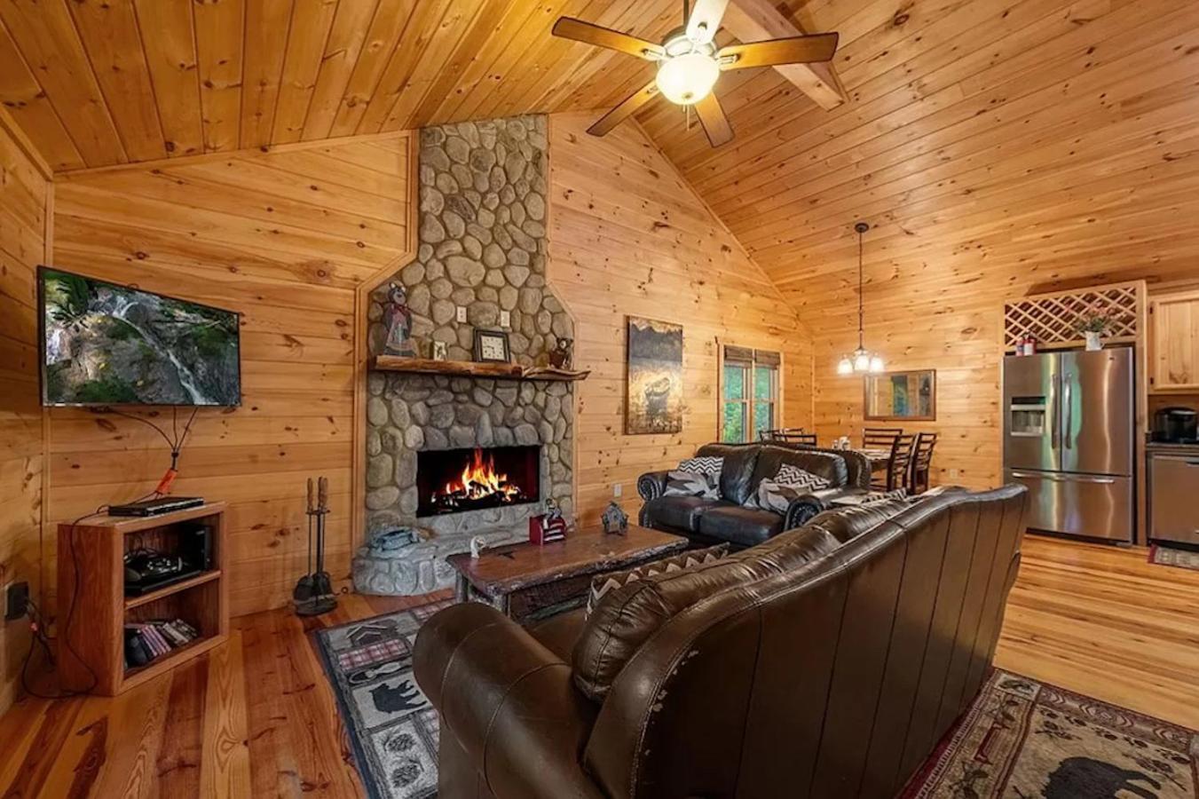 The Cozy Lazy Laurel With Year-Round Mountain Views, Hot Tub, Fire Pit Villa Cherry Log Exteriör bild